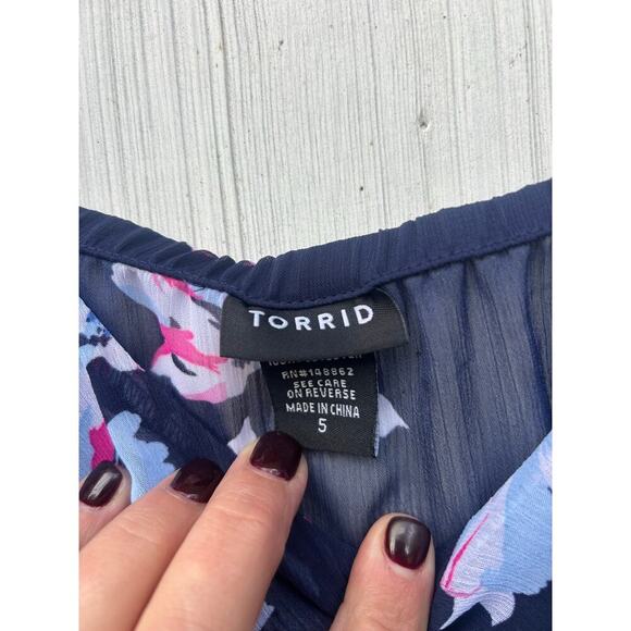 Torrid Chiffon Layered Floral Print Cami Top Ruffled Sleeveless Blue Pink Sz 5 - Picture 6 of 6